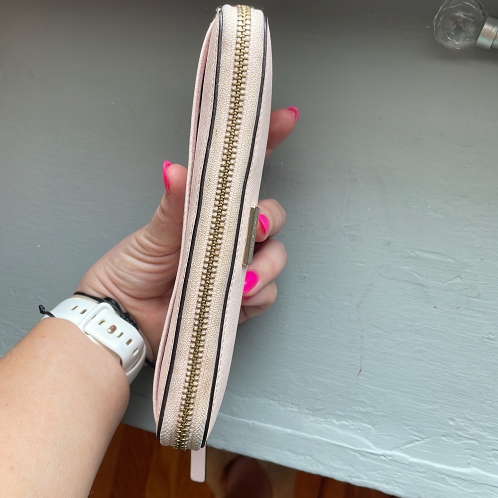 Wallet - Picture 7 of 8